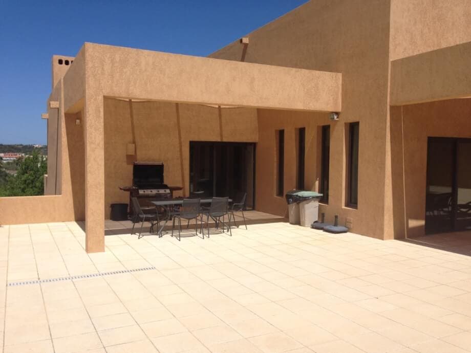 Featured property image in slider gallery