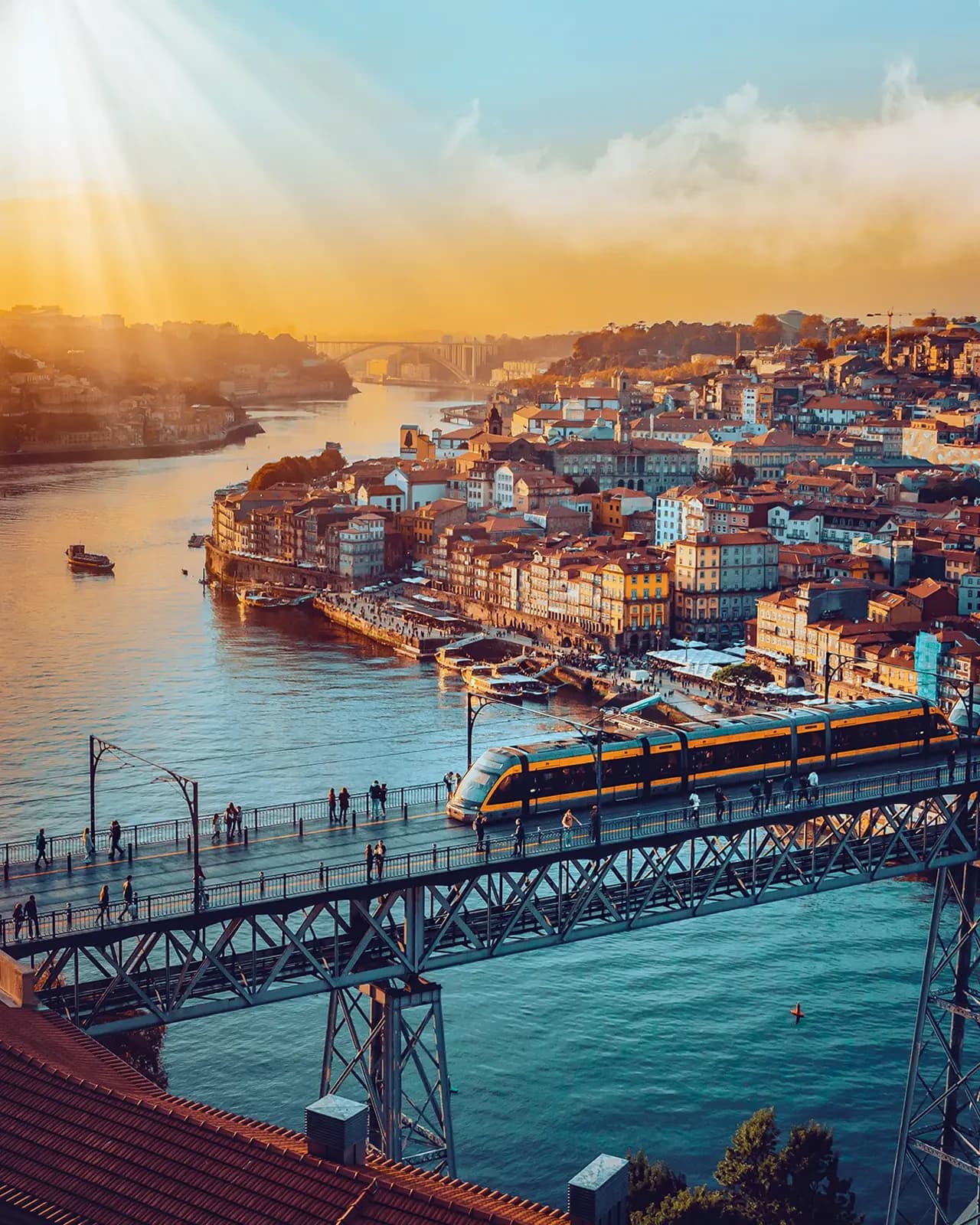 Featured property image in slider gallery