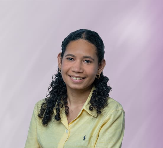 Lilia Silva, Administrative Support