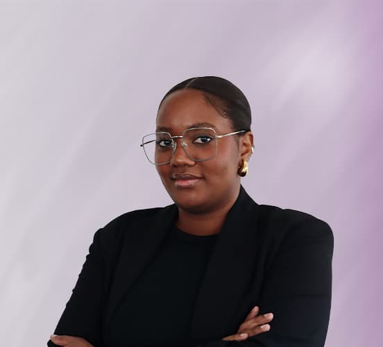 Elizabeth Cruz, Administrative Support